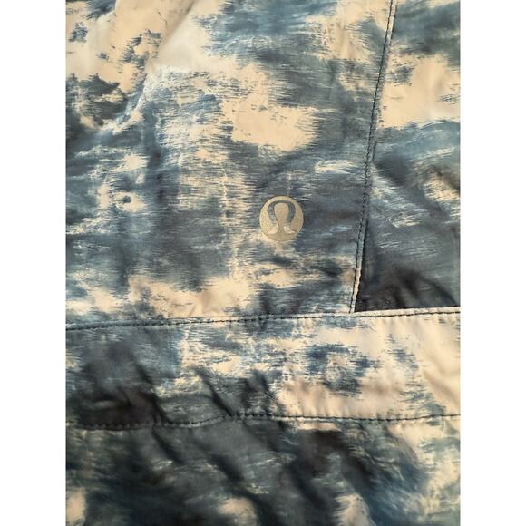 LULULEMON Miss Misty Jacket II Sea Side Silver Women's Sz 8 - Picture 10 of 10